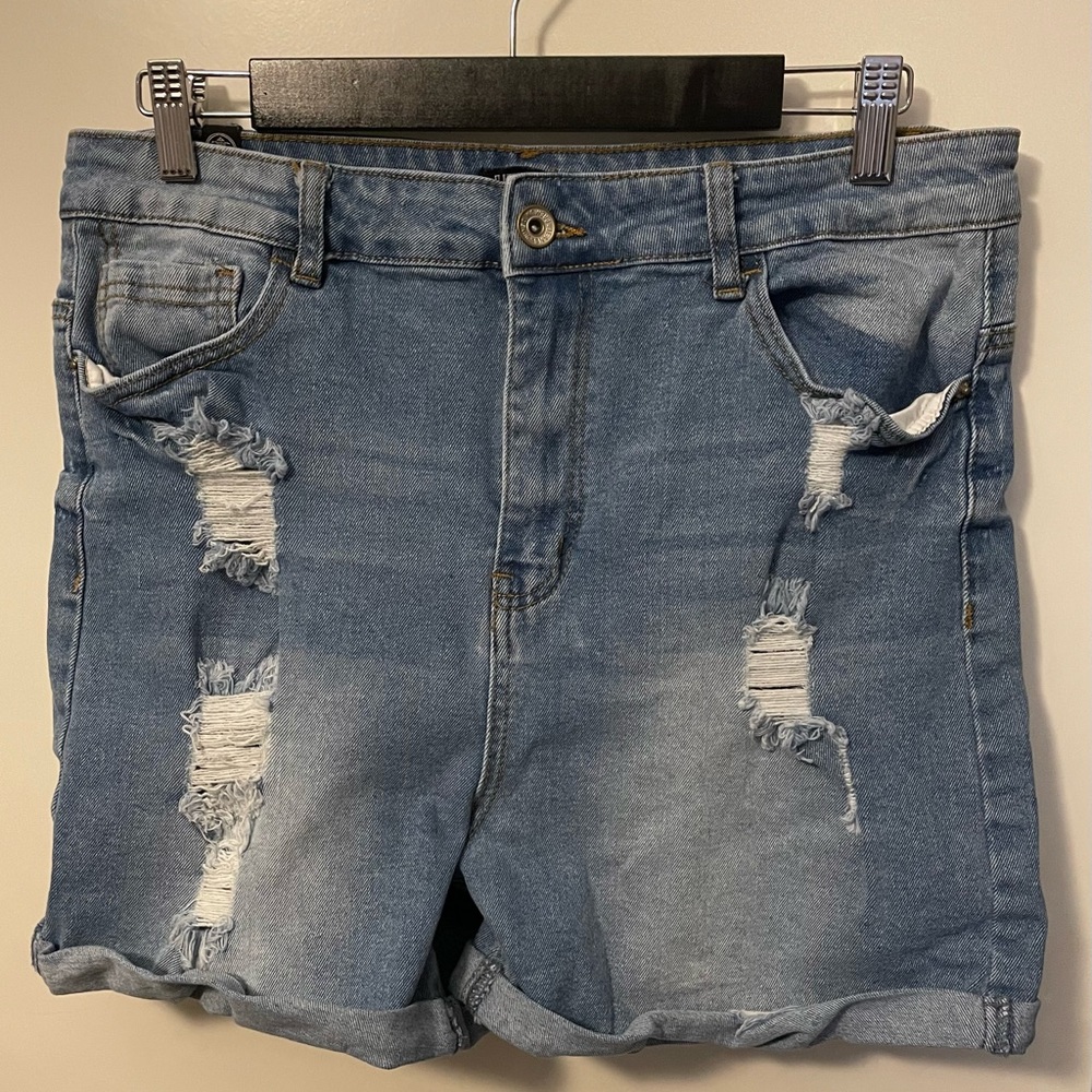 Elite Jeans - Jean Shorts